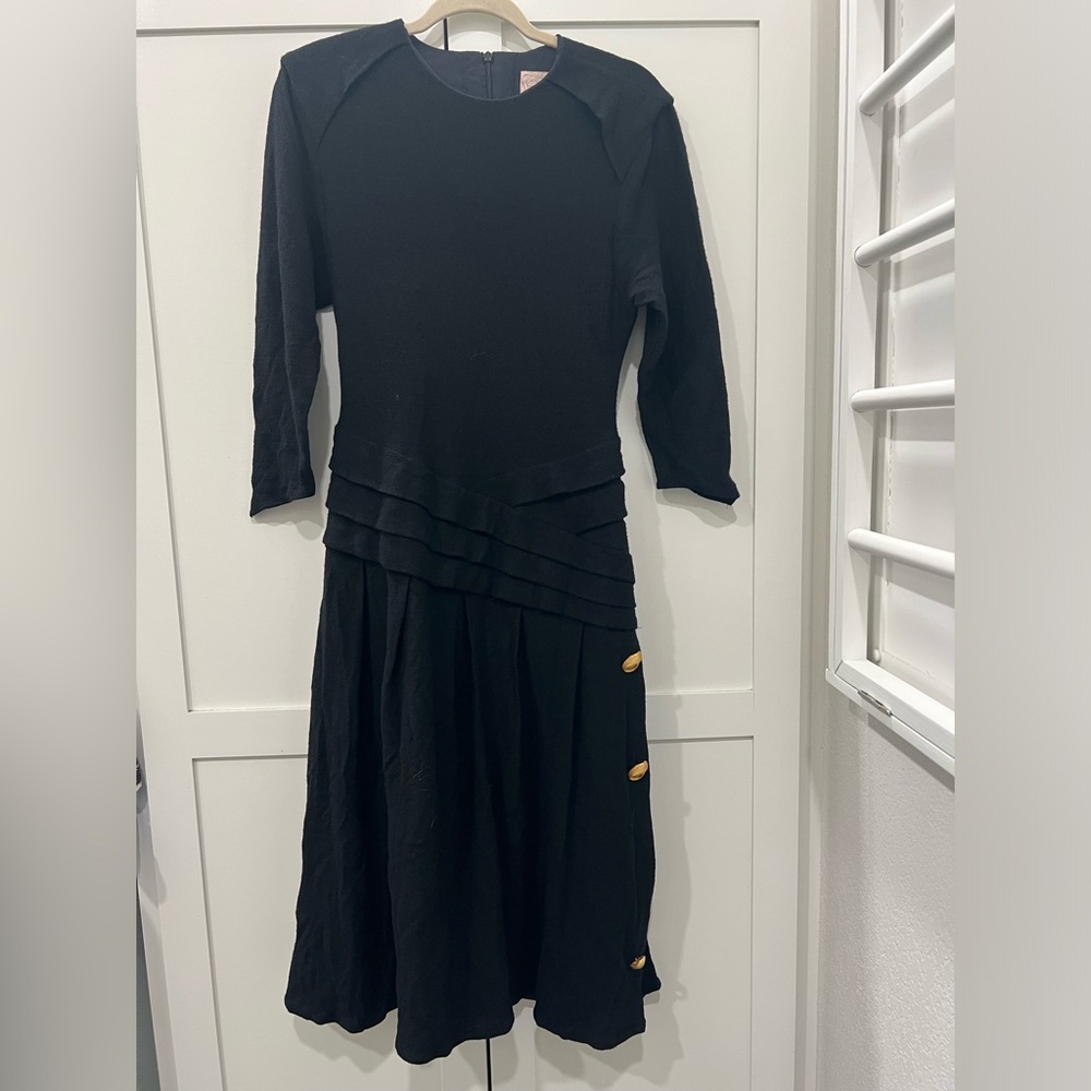 Kathryn Dianos VTG Black / golden buttons wool dress sz 10